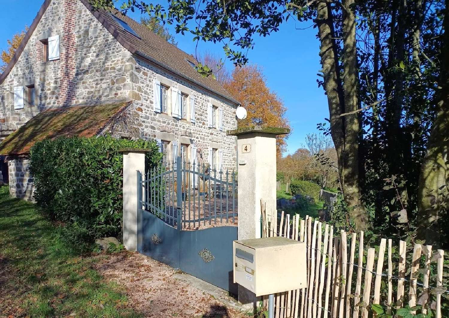 house for sale Pionsat, Puy-de-Dôme ( Auvergne-Rhône-Alpes) picture 2