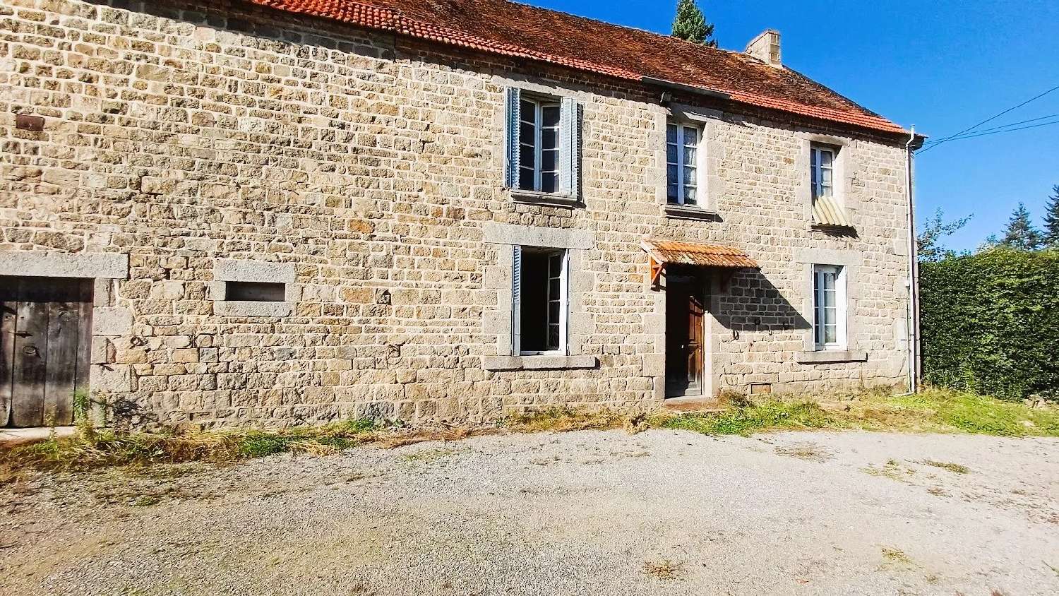 vrijstaand te koop Saint-Chabrais, Creuse ( Nouvelle-Aquitaine) foto 1