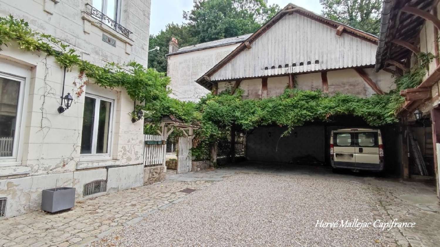  for sale mansion Bolbec Seine-Maritime 2