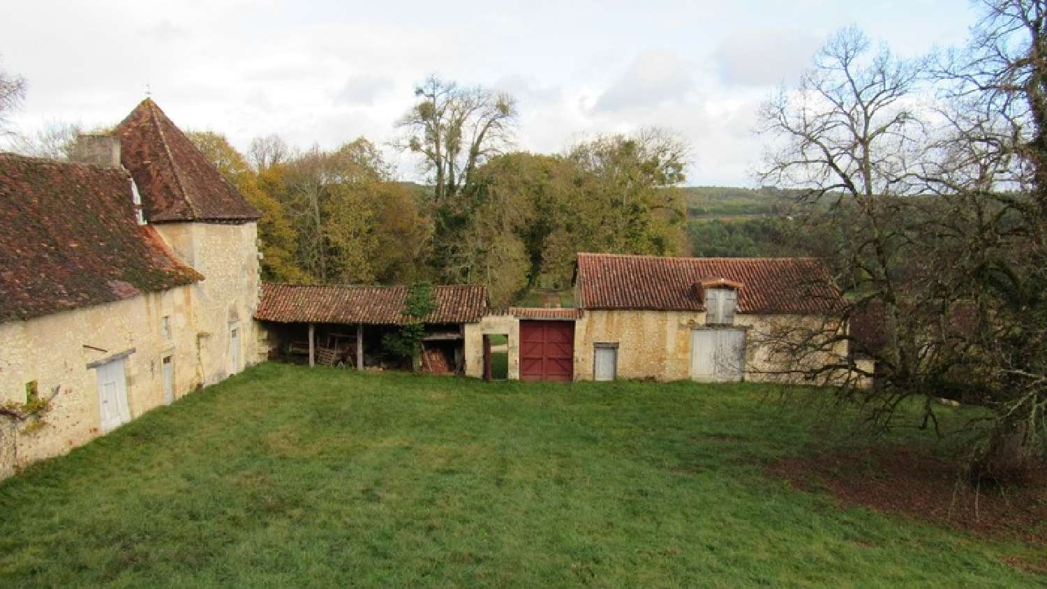  for sale castle Périgueux Dordogne 6