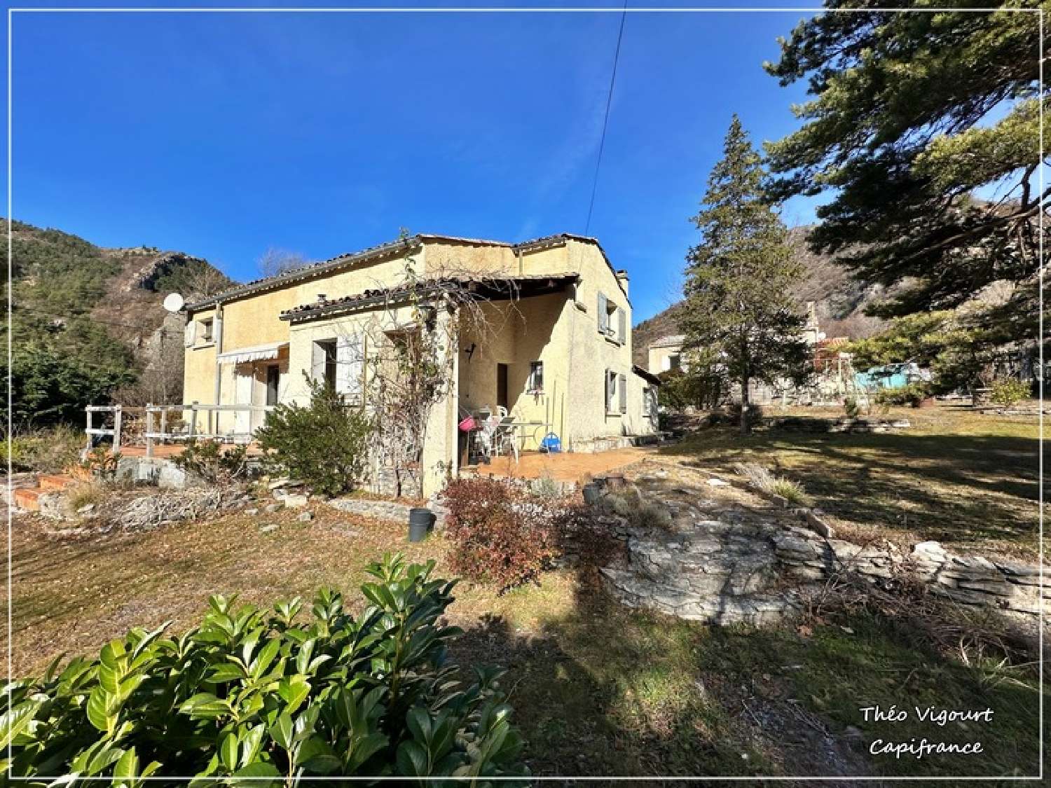  à vendre villa La Javie Alpes-de-Haute-Provence 1