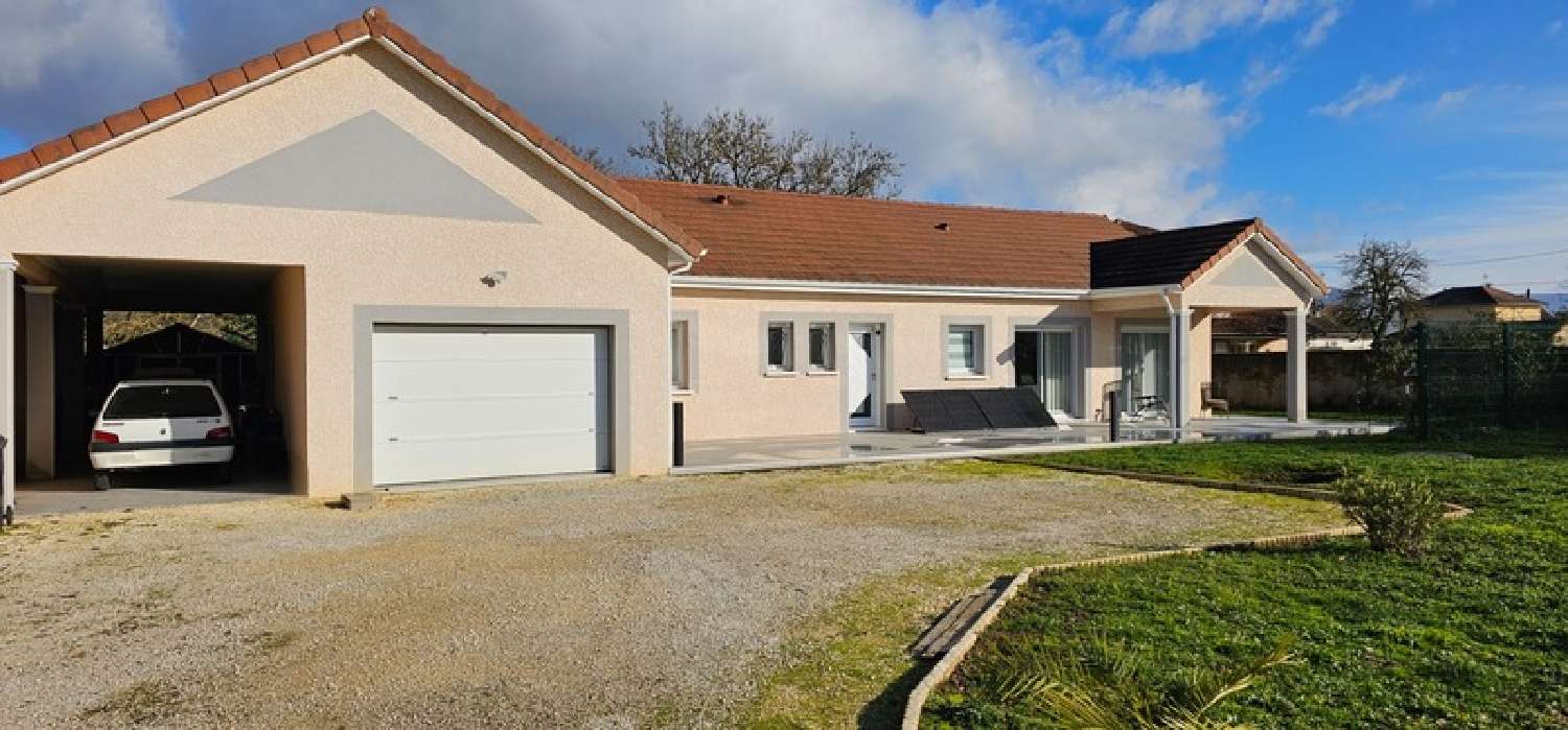  te koop huis Montalieu-Vercieu Isère 1