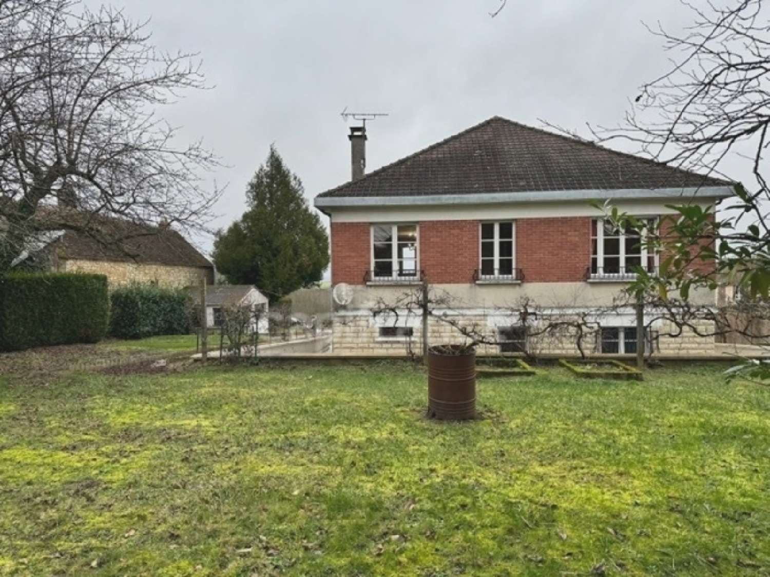  for sale house Mont-Saint-Sulpice Yonne 1