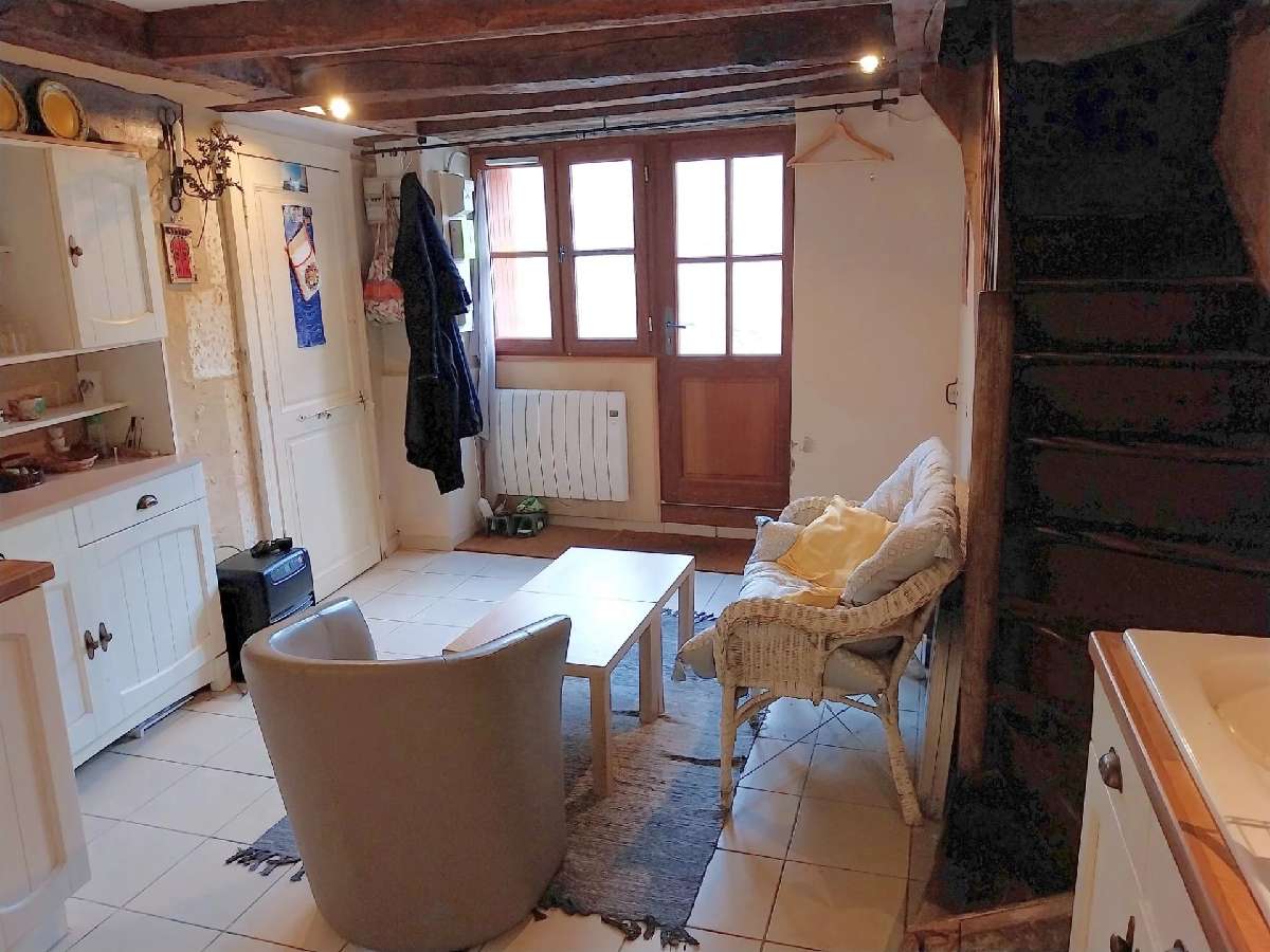  for sale house Angles-sur-l'Anglin Vienne 3