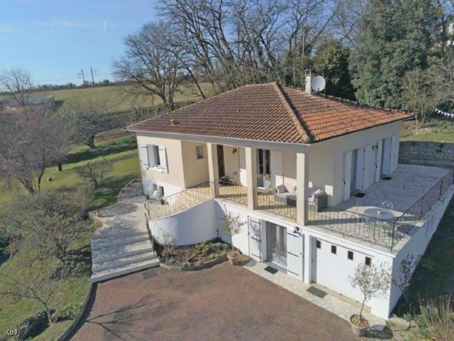  for sale house Ruffec Charente 2