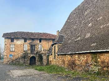 Saint-Julien-de-Toursac Cantal maison foto