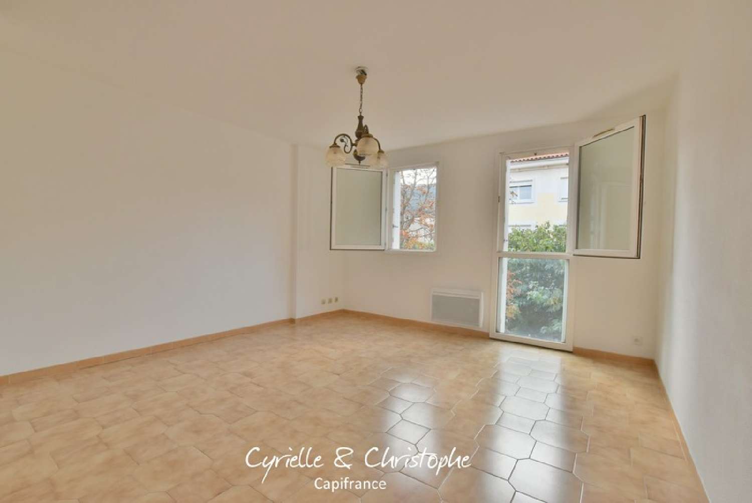  for sale apartment Clermont-l'Hérault Hérault 2