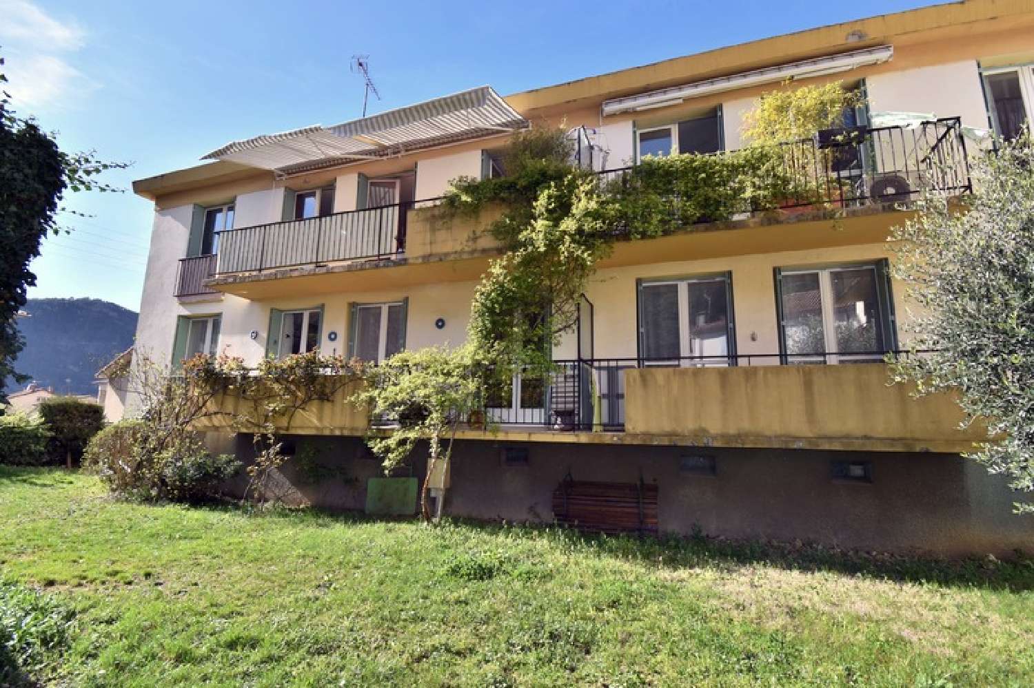  à vendre appartement Digne-Les-Bains Alpes-de-Haute-Provence 1