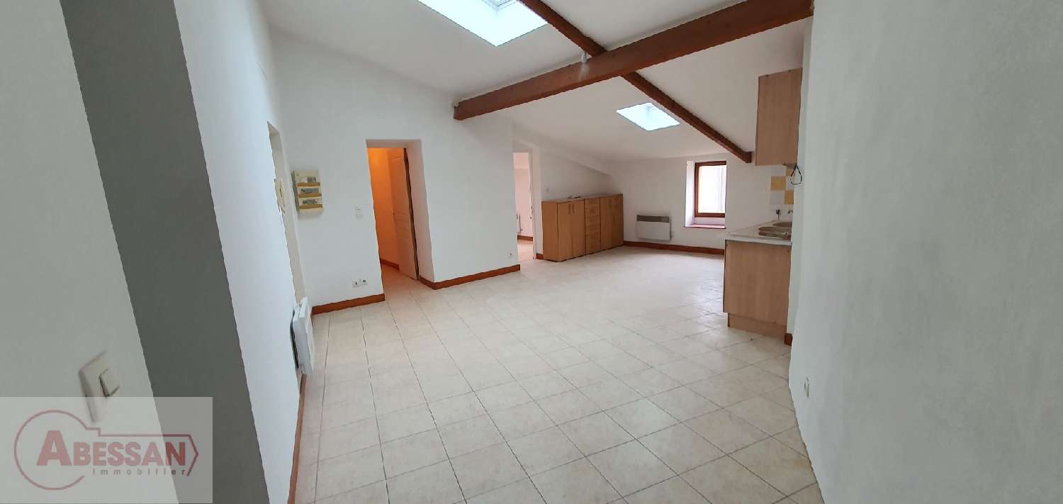 for sale apartment Lodève Hérault 3