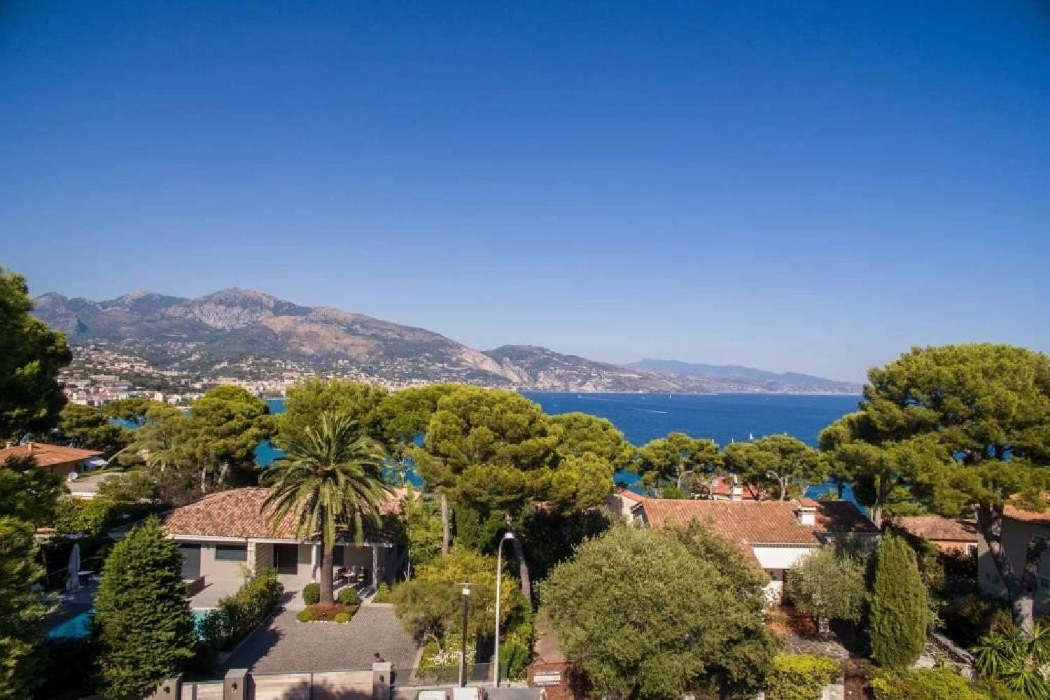  à vendre appartement Roquebrune-Cap-Martin Alpes-Maritimes 2