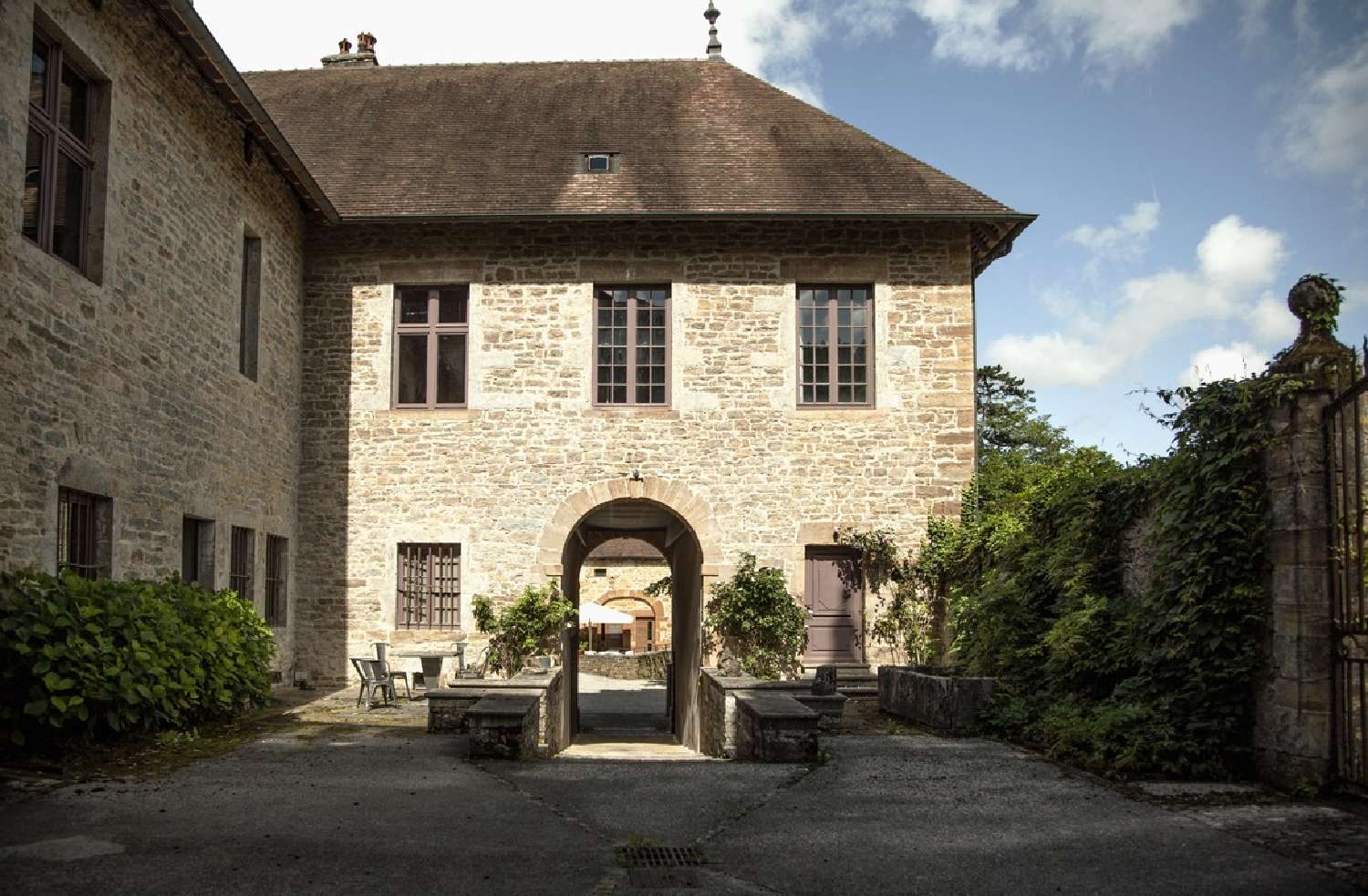  kaufen Schloss Arbois Jura 3