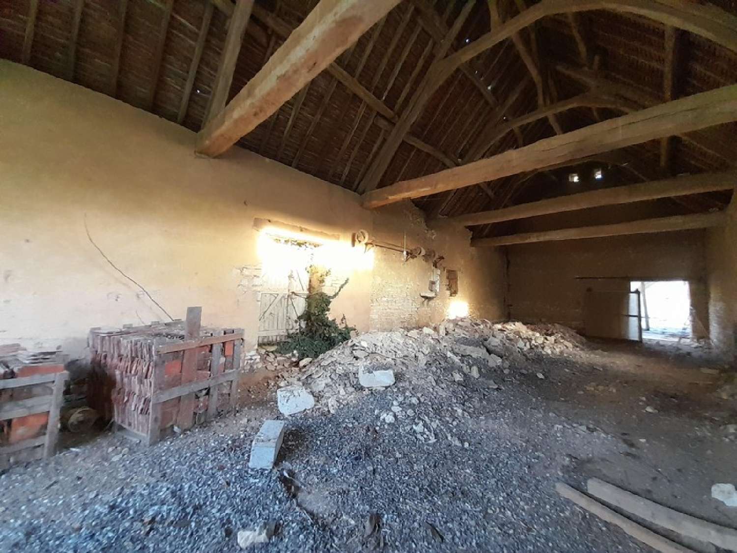  for sale barn Montierchaume Indre 5