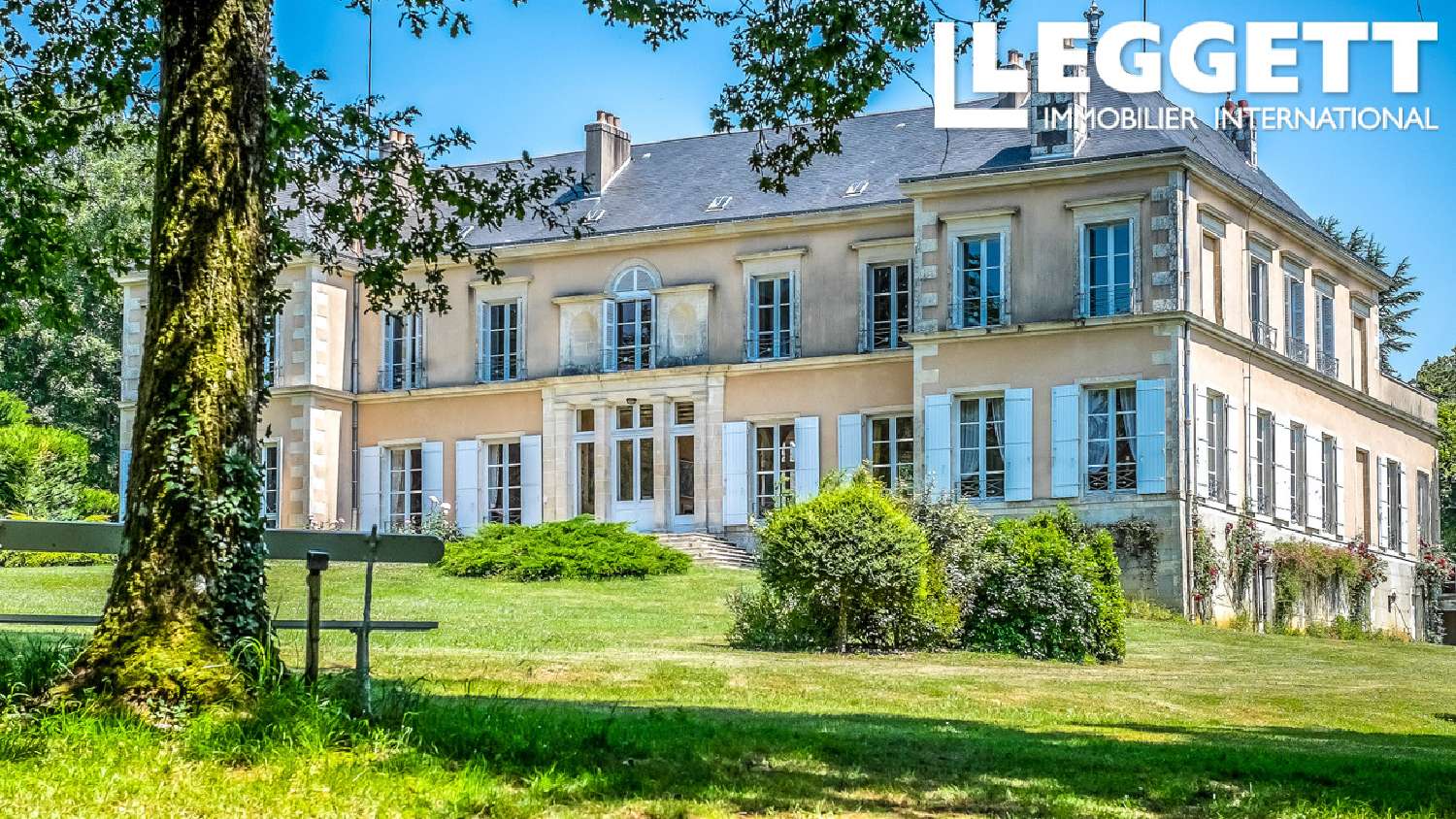  kaufen Schloss Jazeneuil Vienne 1