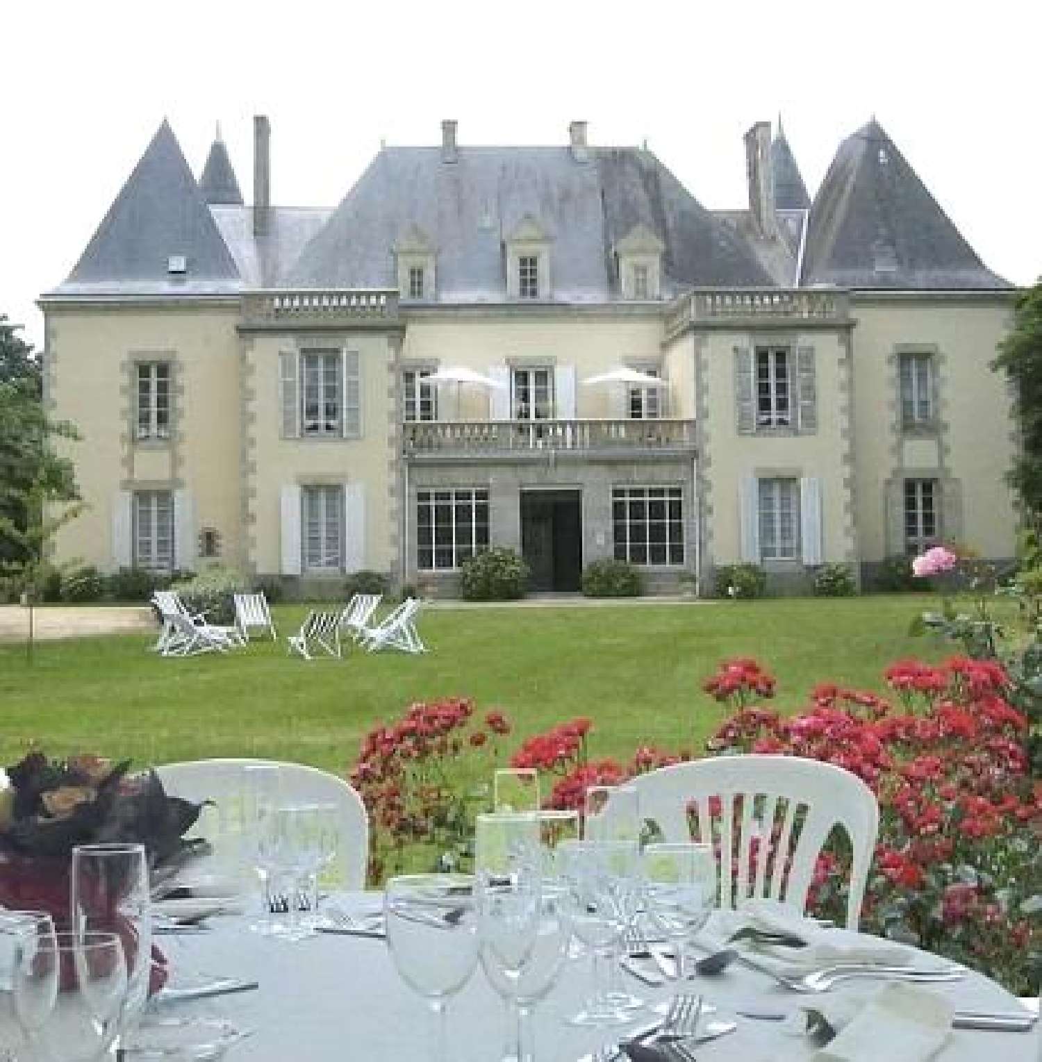  te koop kasteel La Roche-sur-Yon Vendée 3