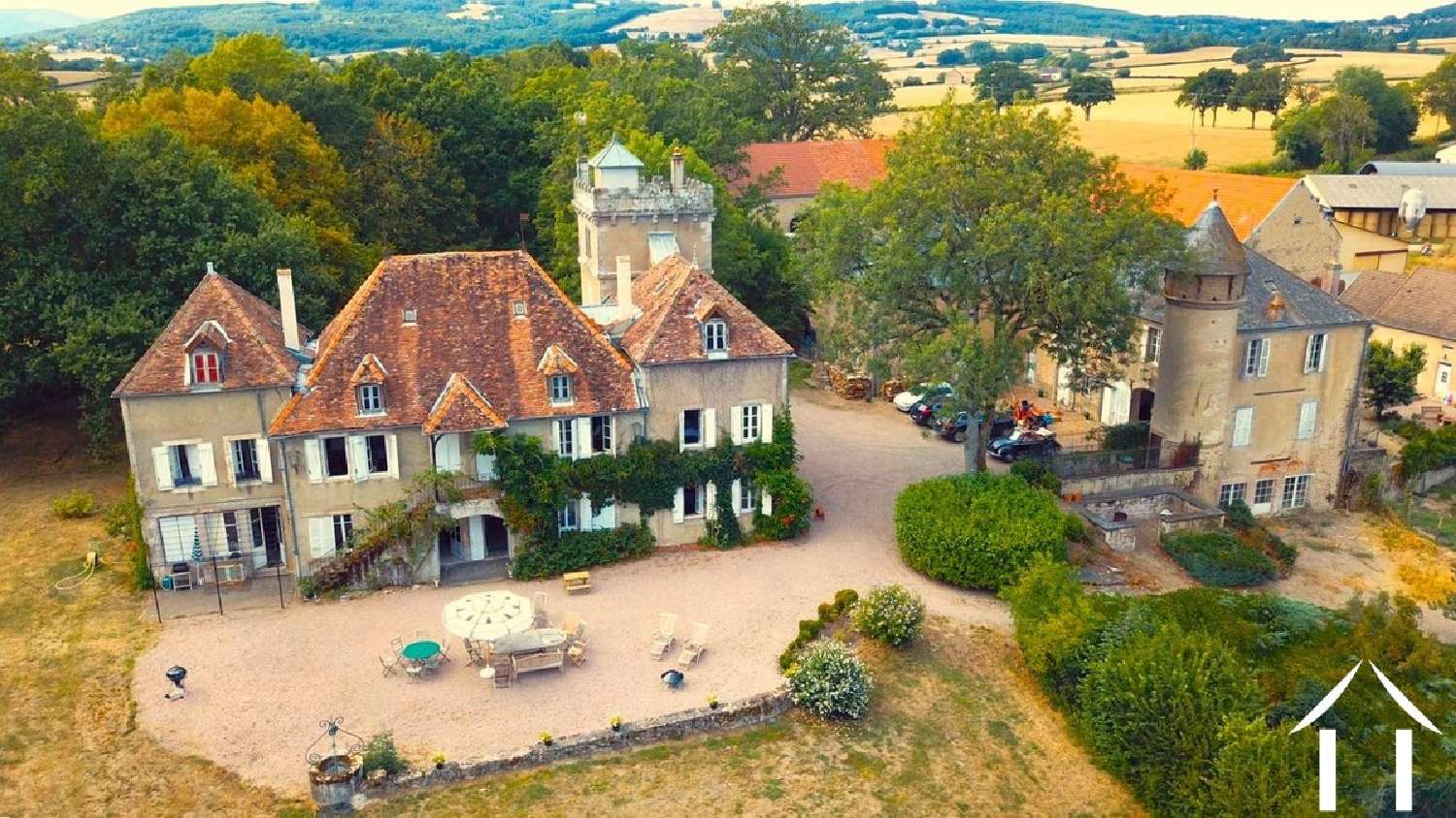  à vendre château Laizy Saône-et-Loire 1