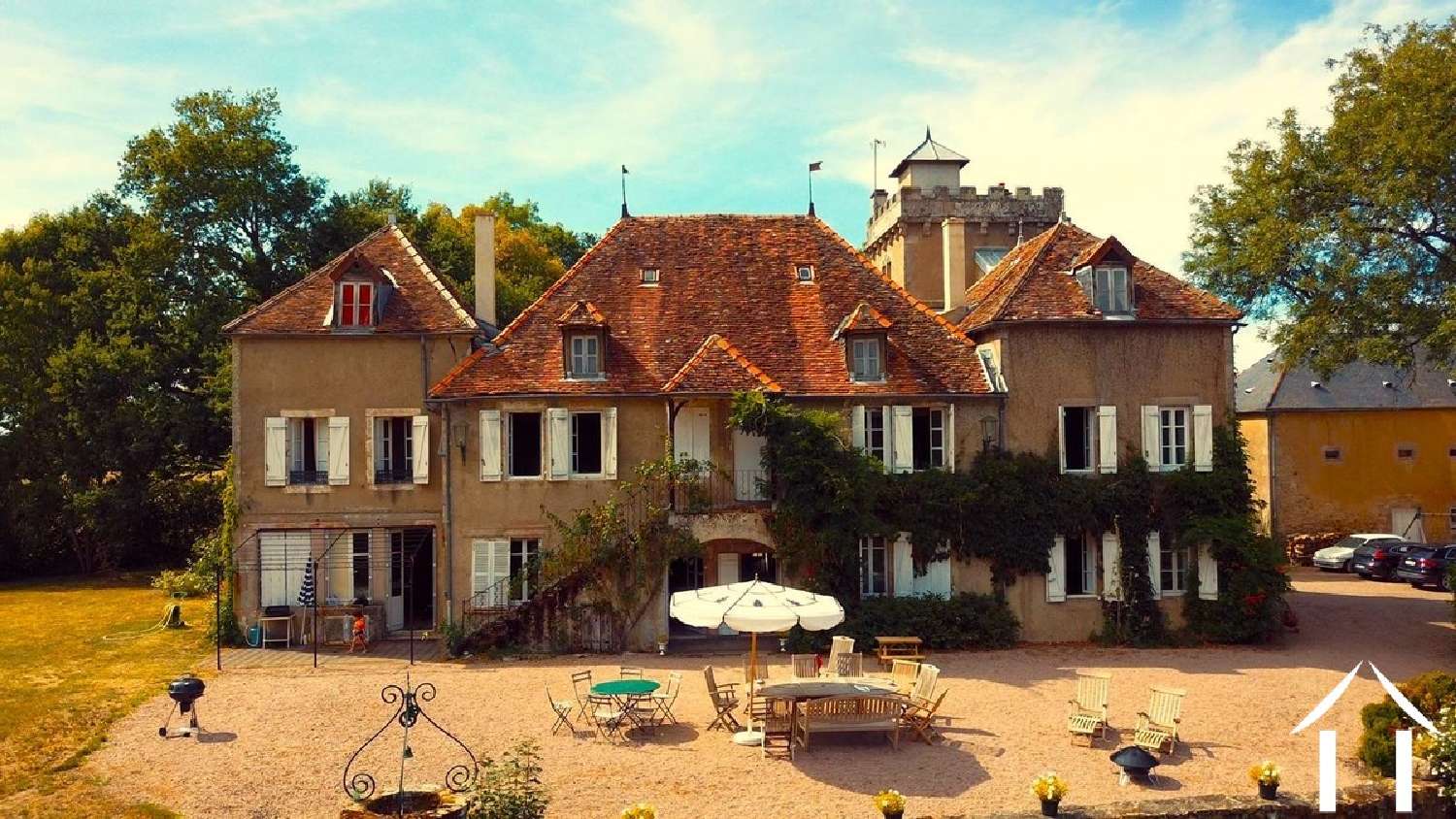 à vendre château Laizy Saône-et-Loire 5