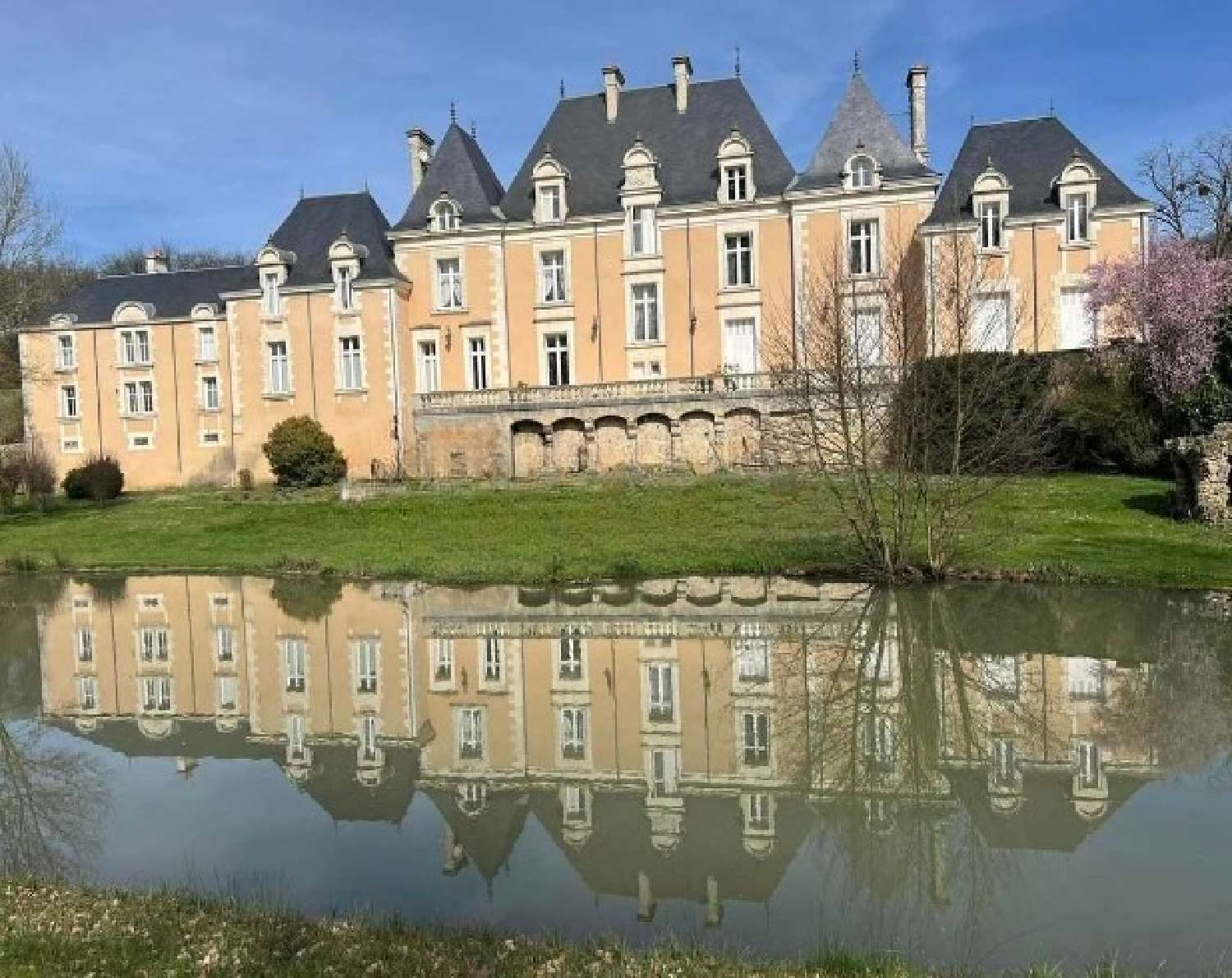 Poitiers Vienne kasteel foto 6824734