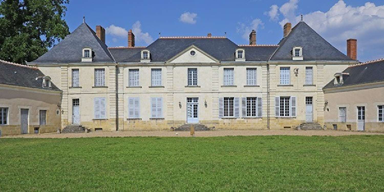 kaufen Schloss Tours Indre-et-Loire 1