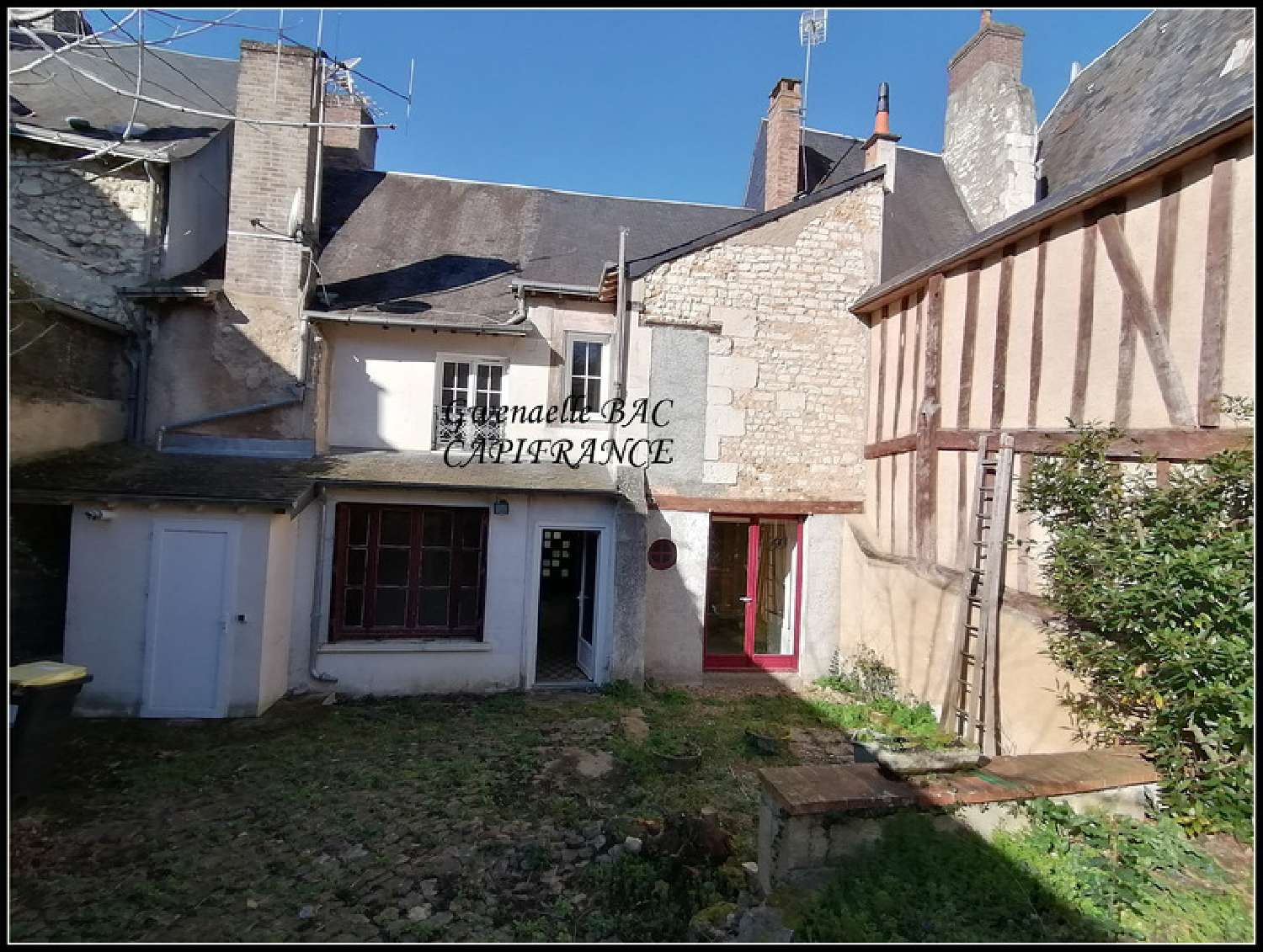  à vendre maison de ville Château-du-Loir Sarthe 2