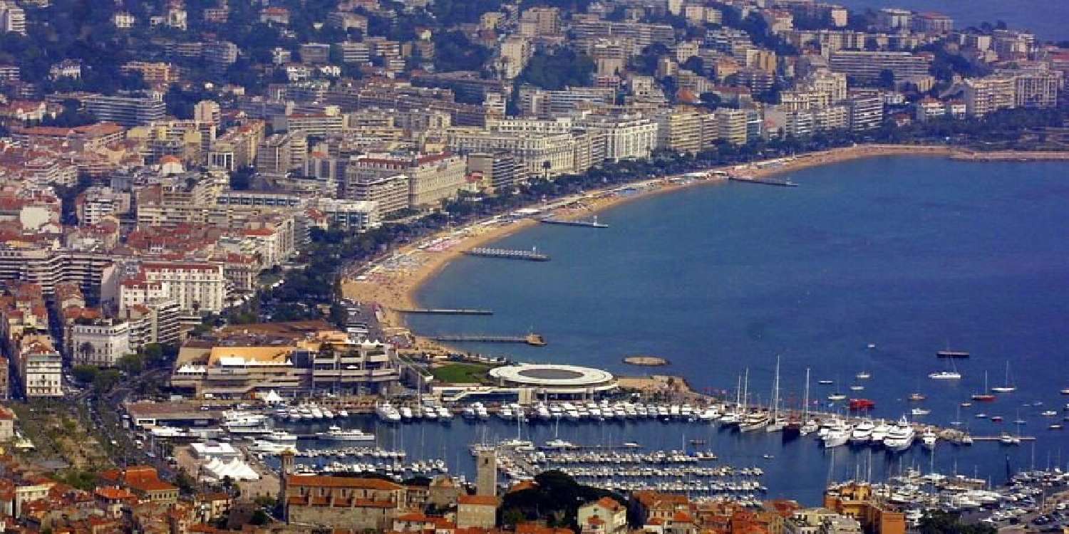  te koop bedrijfsruimte/ kantoor Cannes Alpes-Maritimes 1