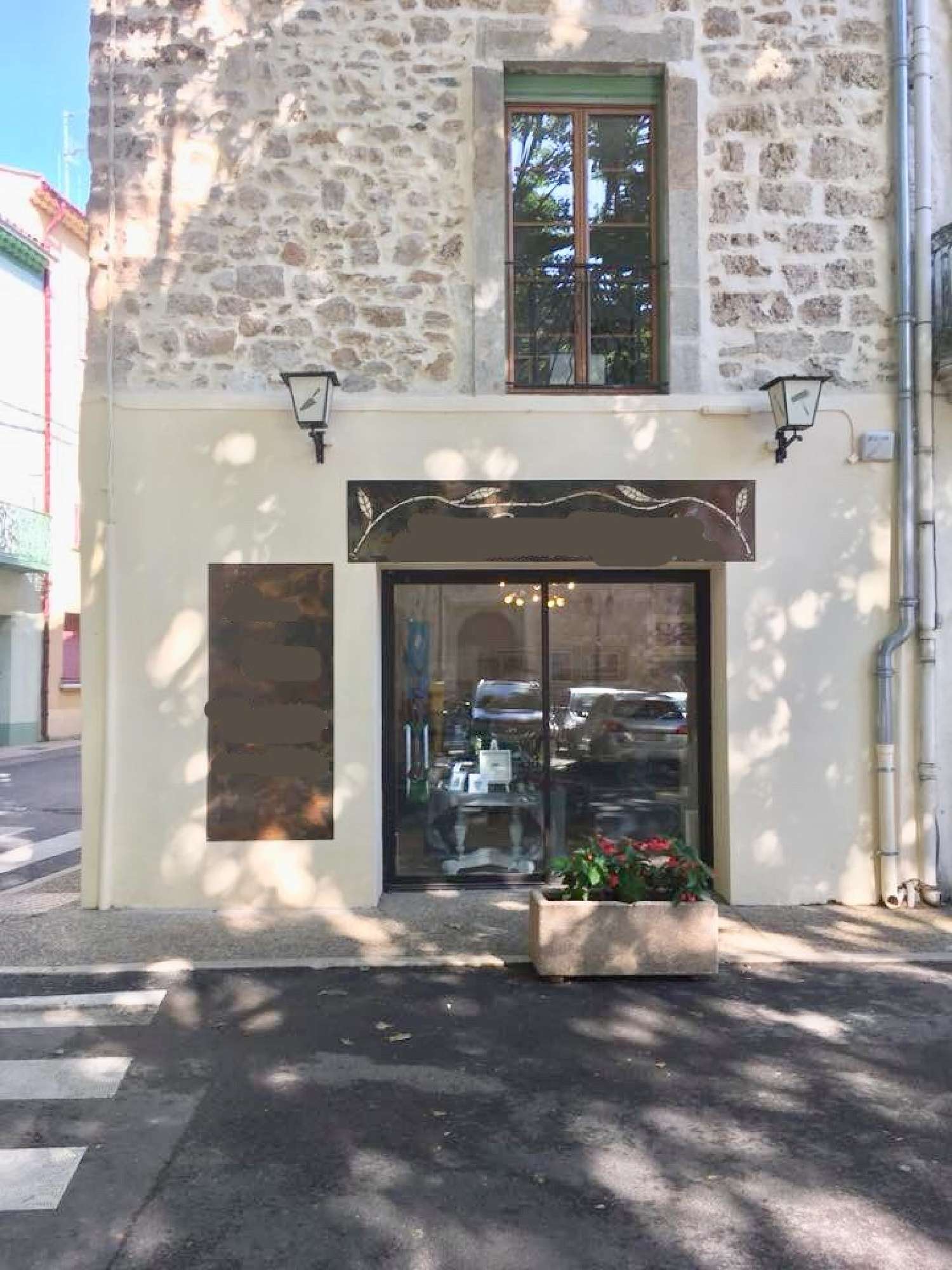  te koop bedrijfsruimte/ kantoor Thèzan-lès-Béziers Hérault 2