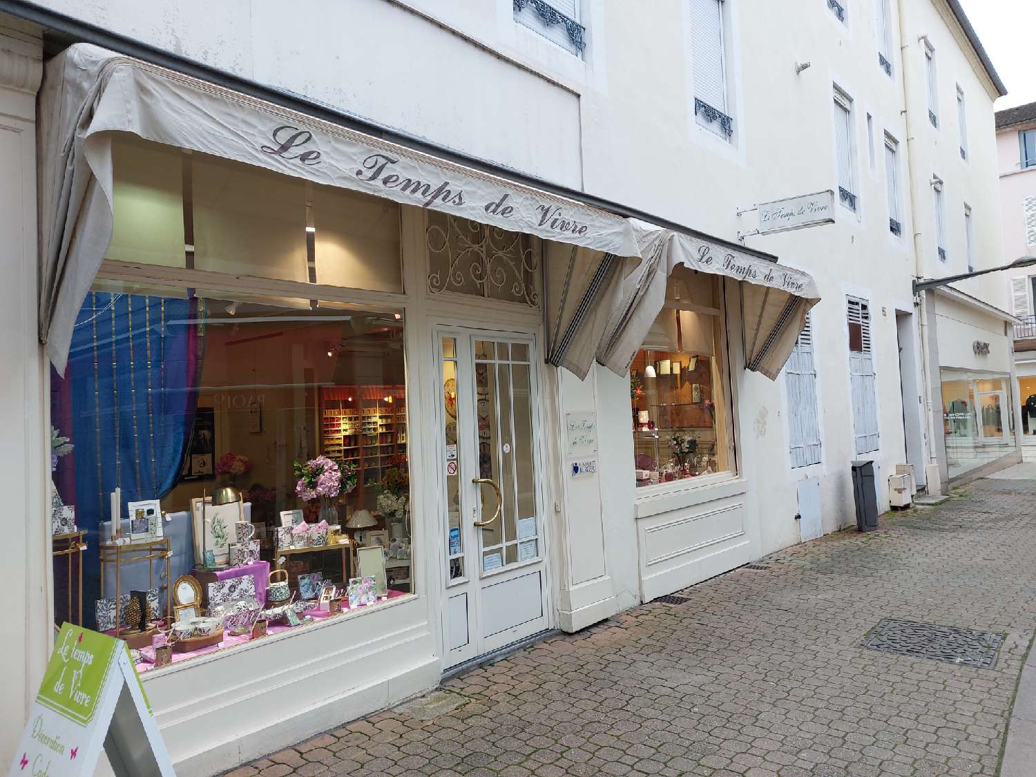  for sale commercial Vichy Allier 1