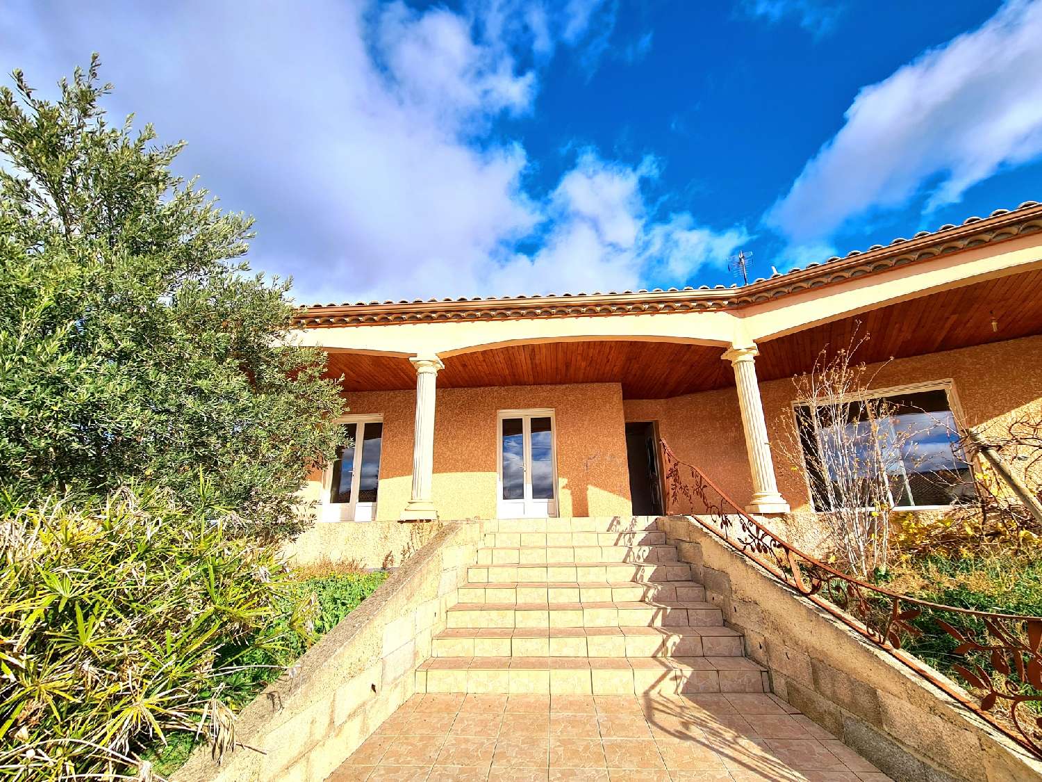  te koop vrijstaand huis Roquebrun Hérault 3