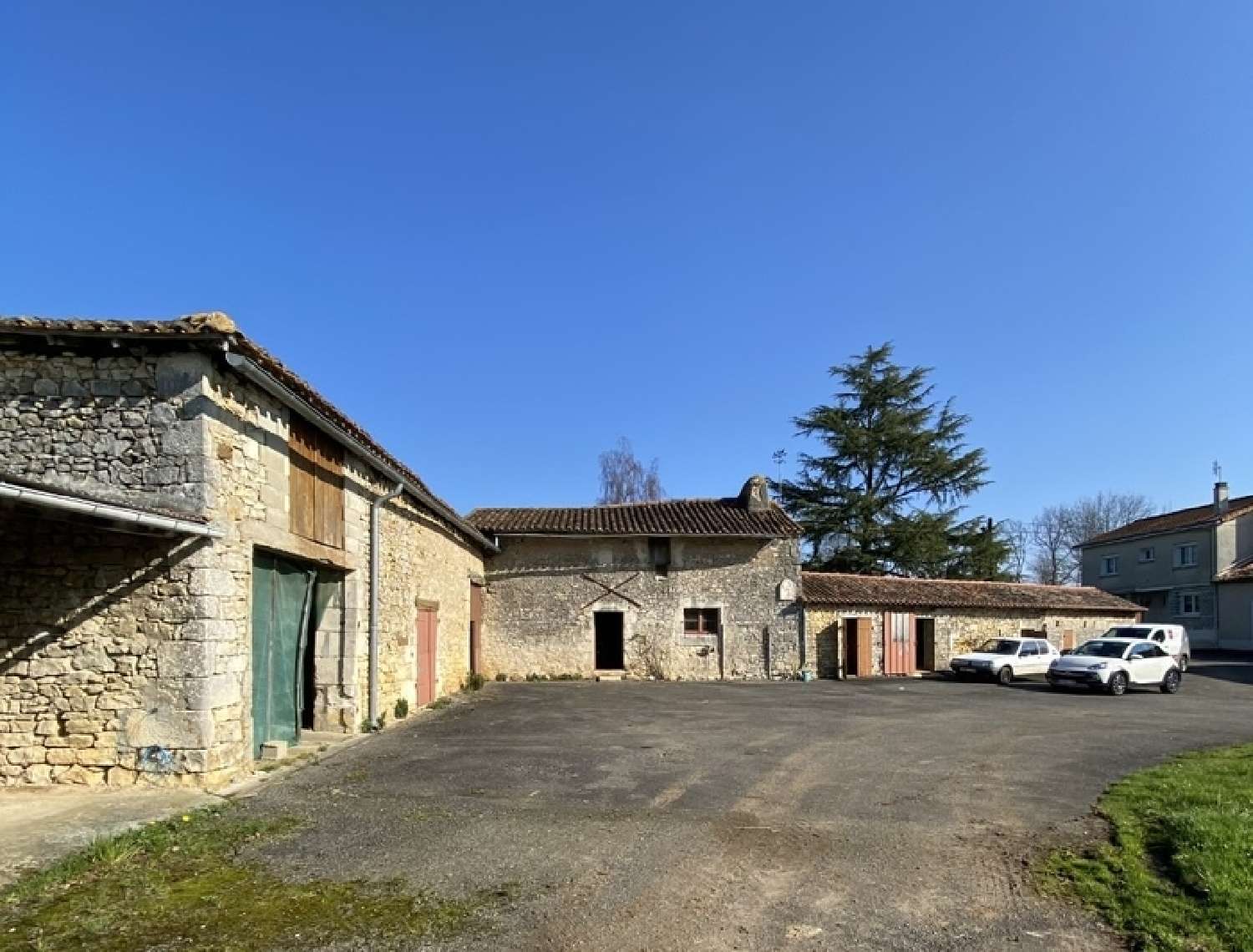  kaufen Bauernhof Feuillade Charente 2