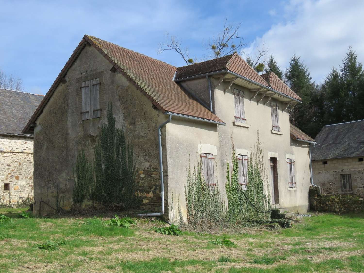  te koop boerderij Saint-Cyr-les-Champagnes Dordogne 5