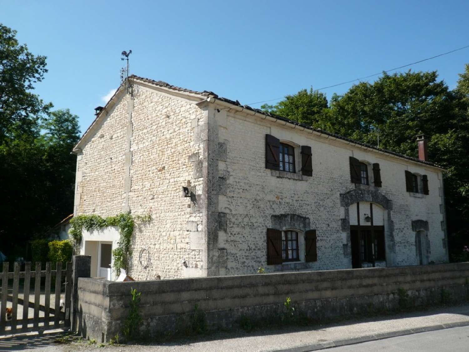  te koop boerderij Salles-d'Angles Charente 2