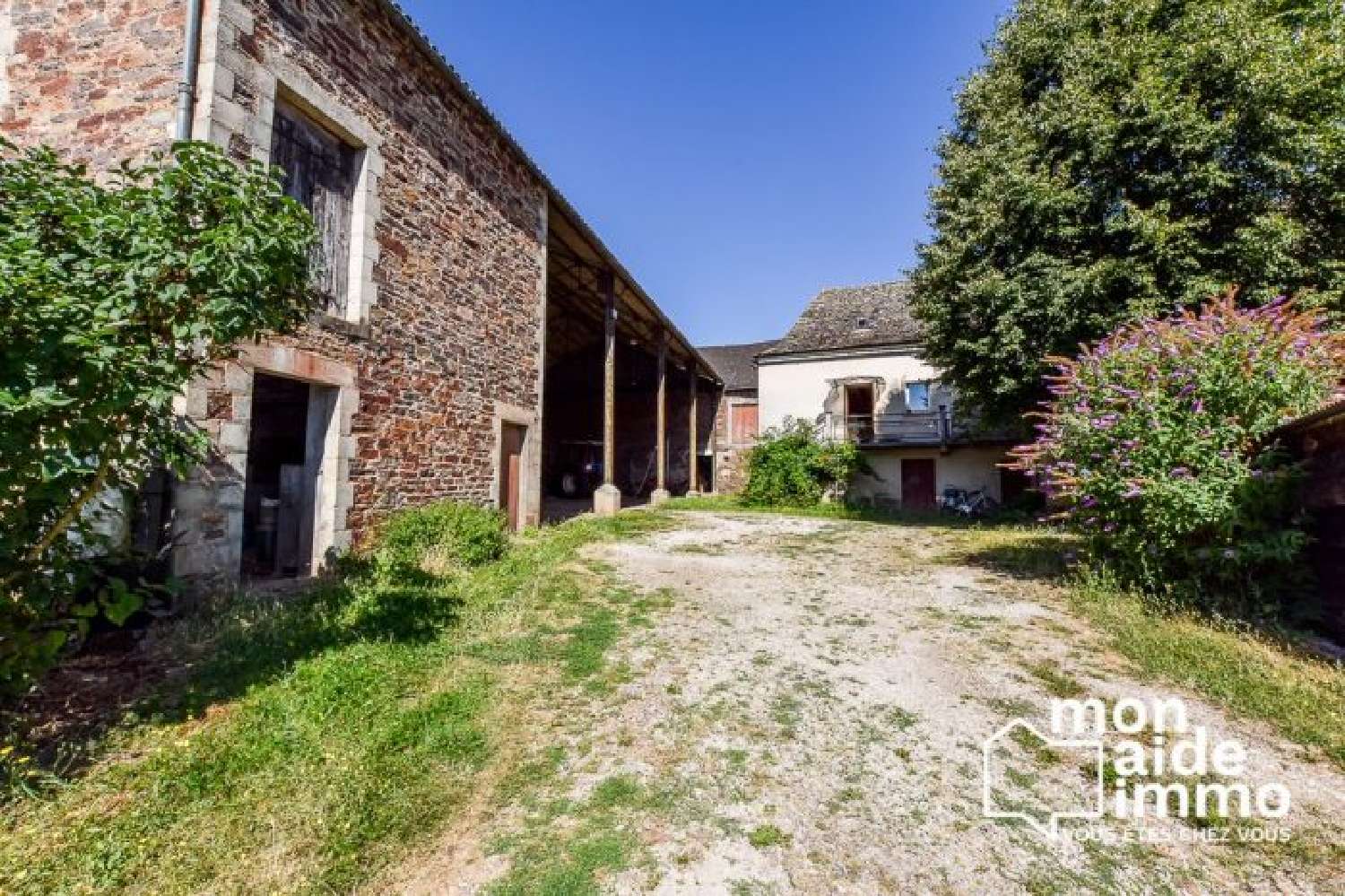  te koop huis Balsac Aveyron 1