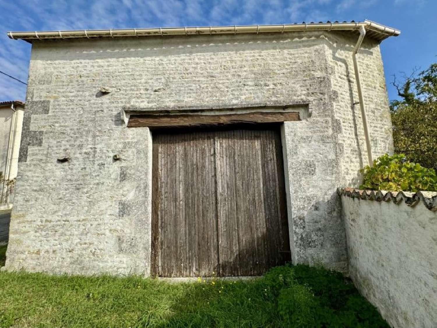  for sale house Brie Charente 7
