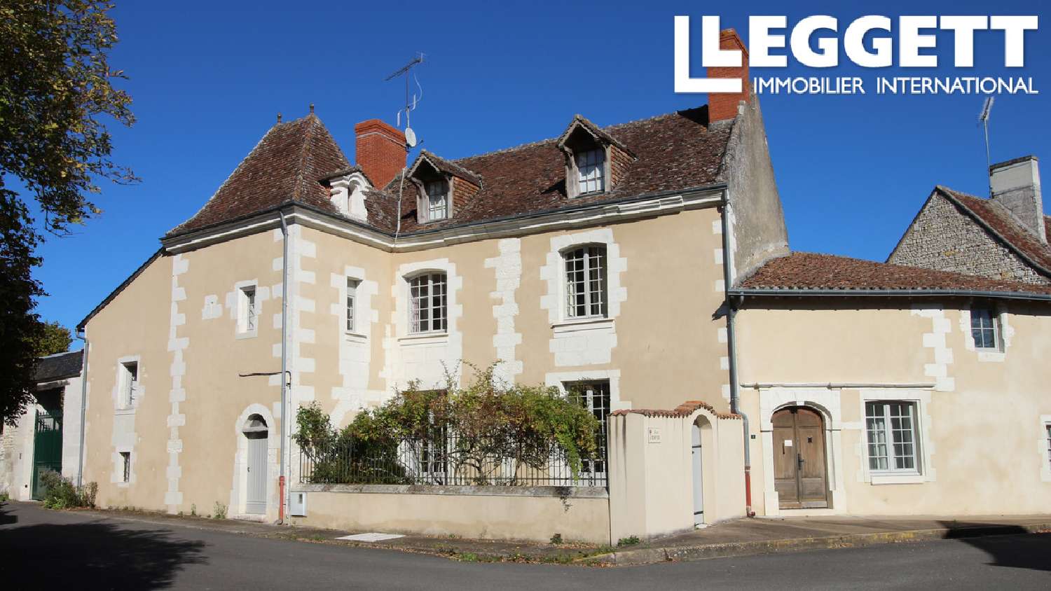  for sale house Champigny-sur-Veude Indre-et-Loire 1