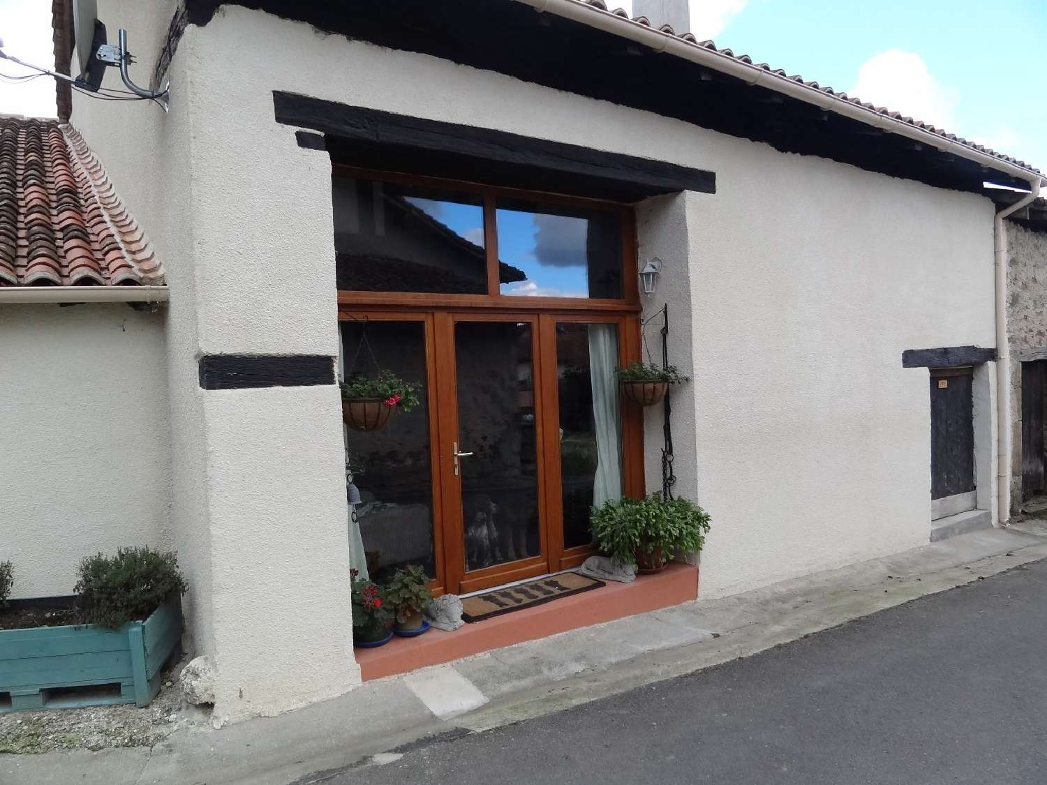  for sale house Chassenon Charente 5