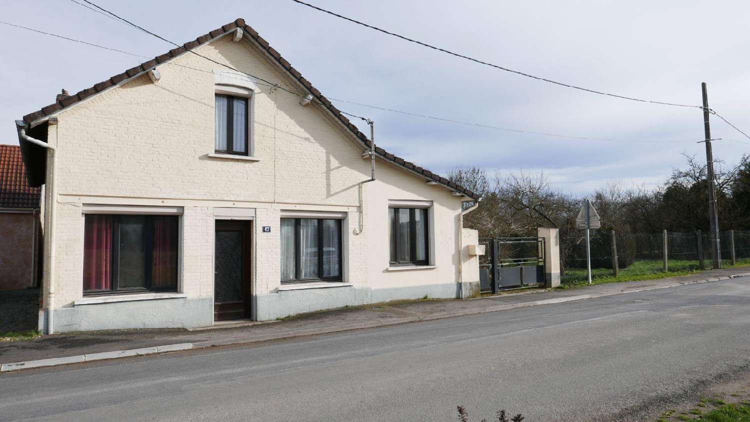  for sale house Coucy Ardennes 1