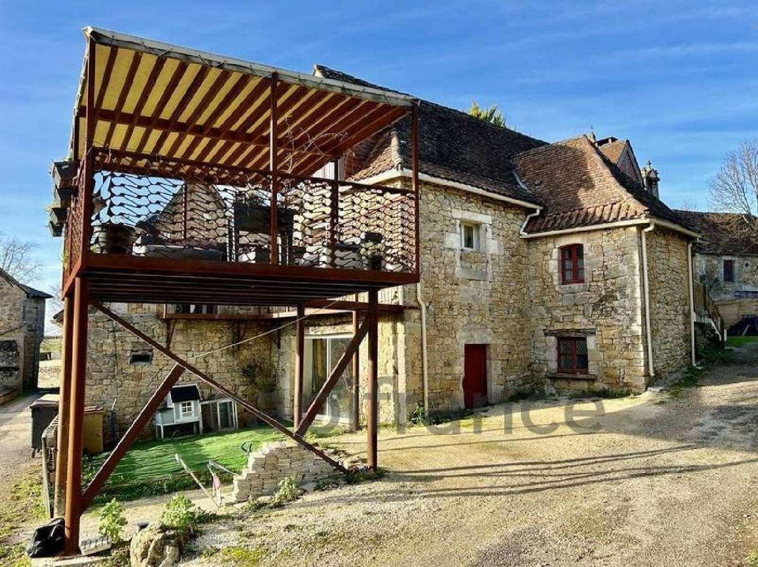  te koop huis Curemonte Corrèze 1