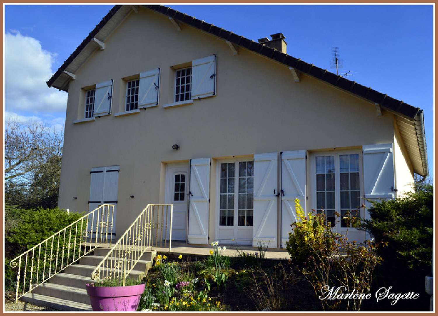  for sale house Dilo Yonne 2