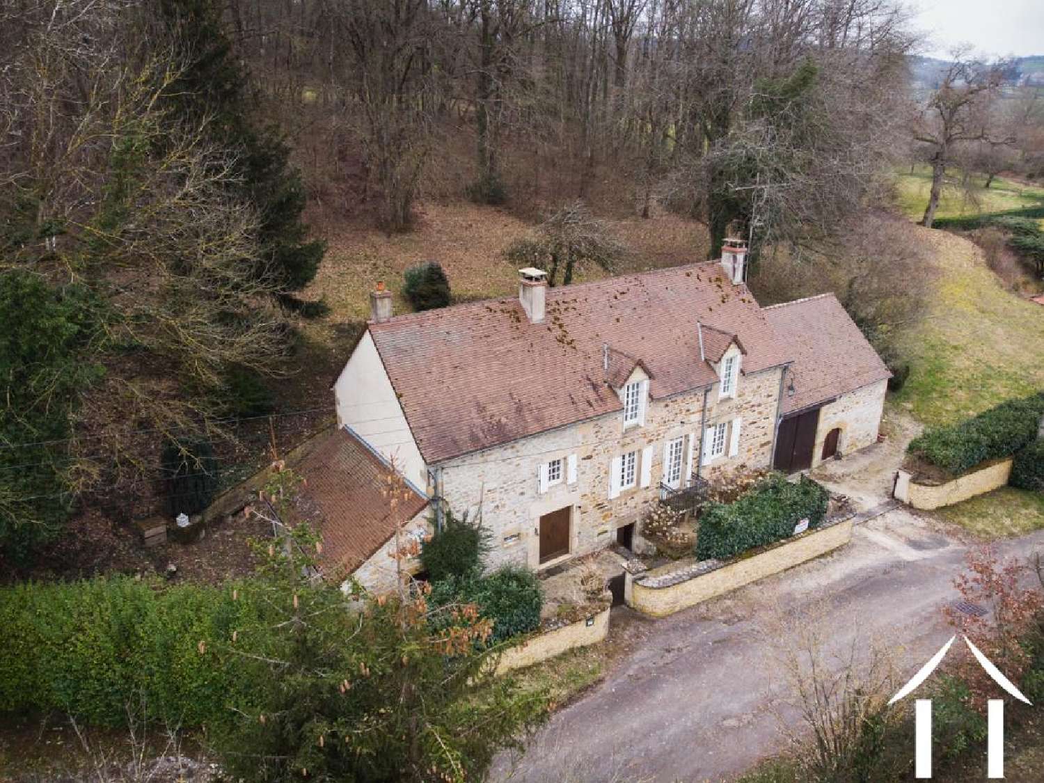  te koop huis Saisy Saône-et-Loire 2