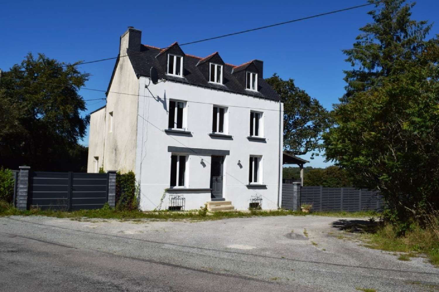  for sale house Guiscriff Morbihan 1