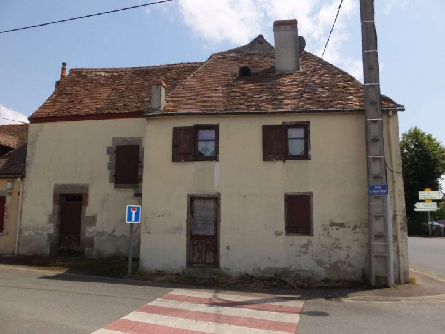  for sale house Huriel Allier 1