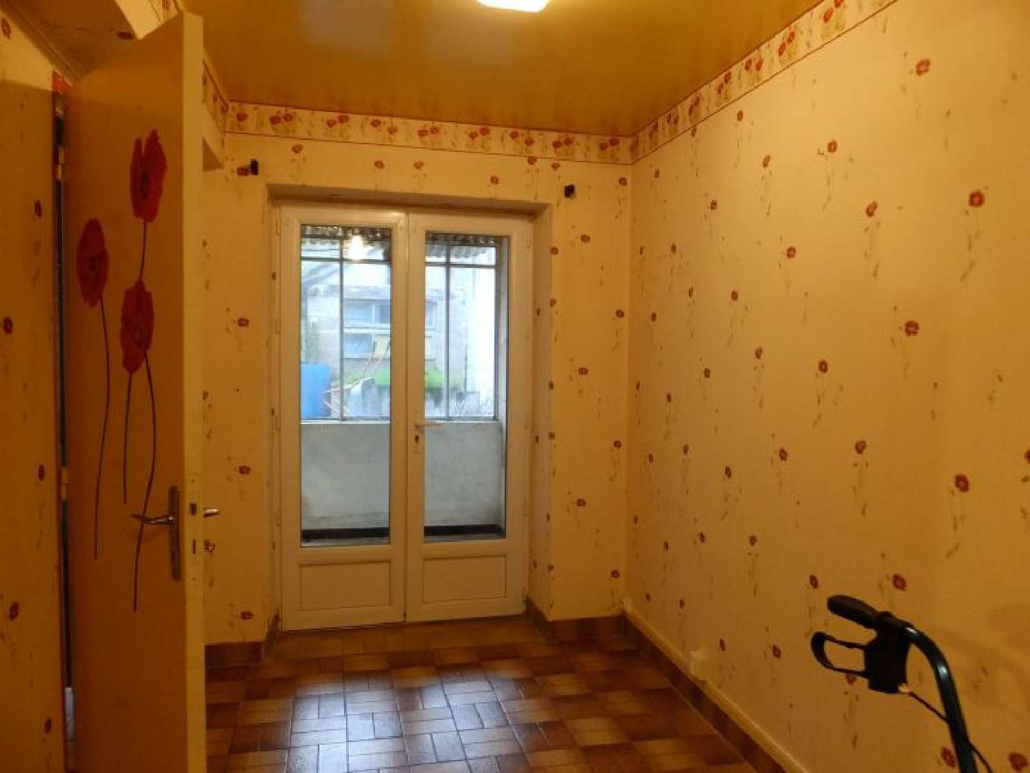  for sale house Ignol Cher 6