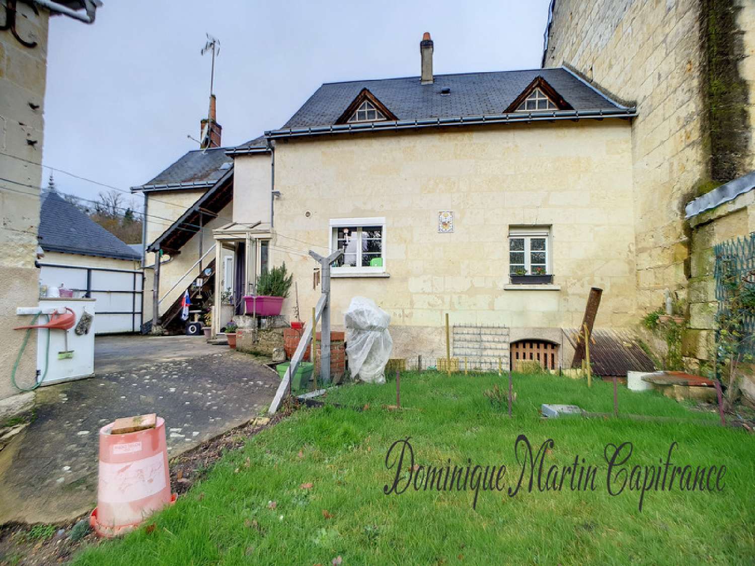  à vendre maison La Chartre-sur-le-Loir Sarthe 4