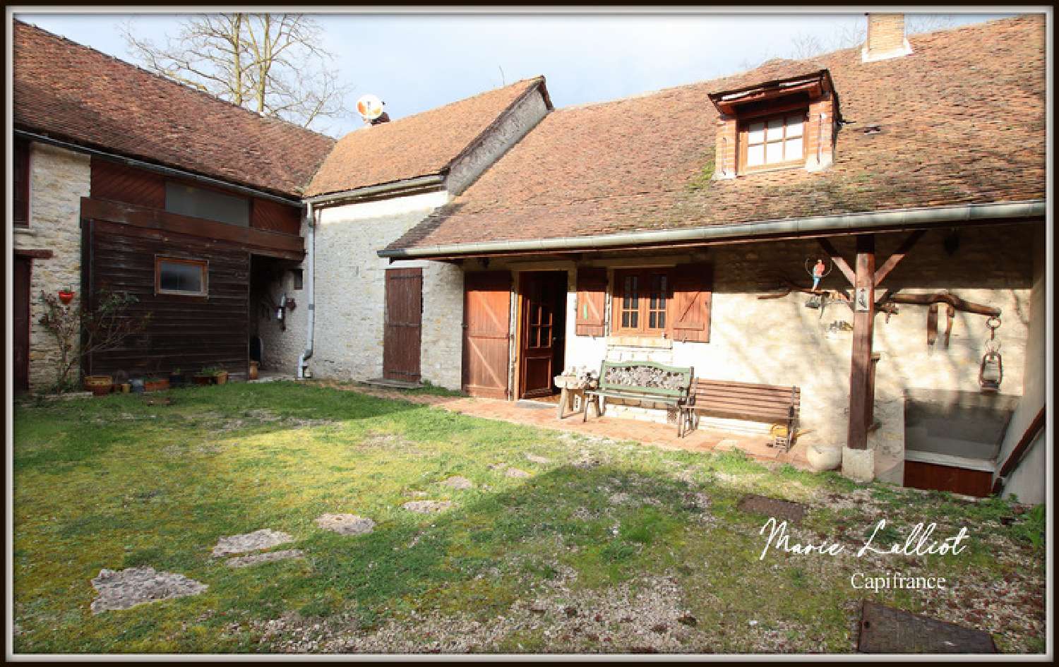  for sale house La Neuville-sur-Essonne Loiret 1