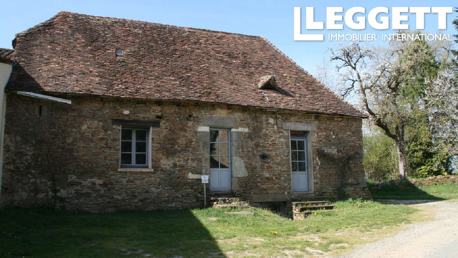  te koop huis Mialet Dordogne 2