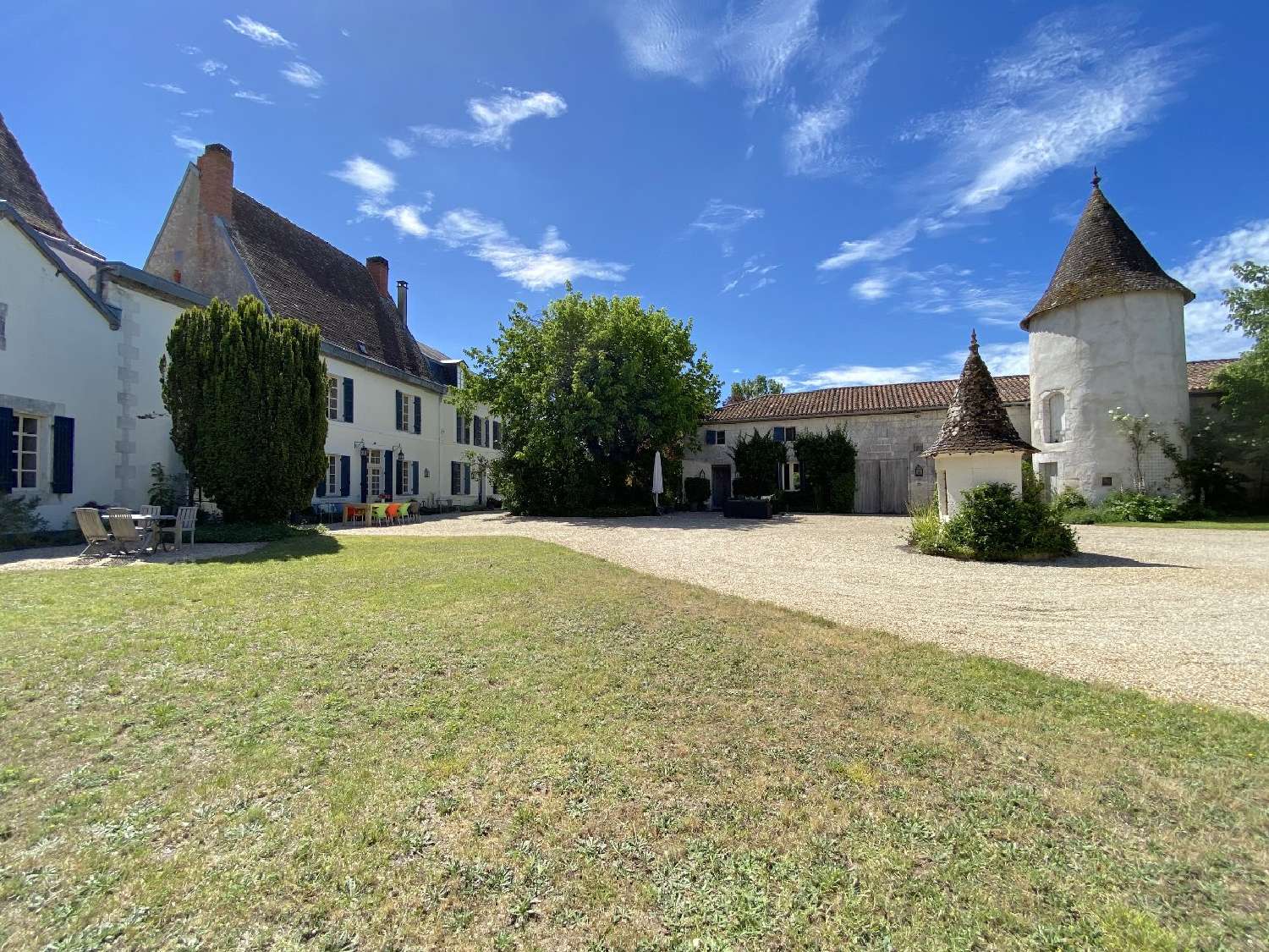  te koop huis Parcoul Dordogne 1