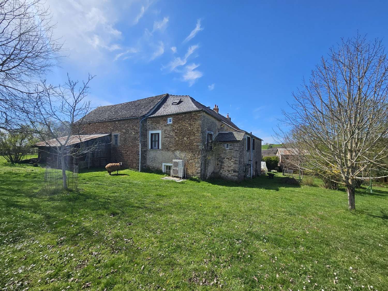  te koop huis Pradinas Aveyron 6