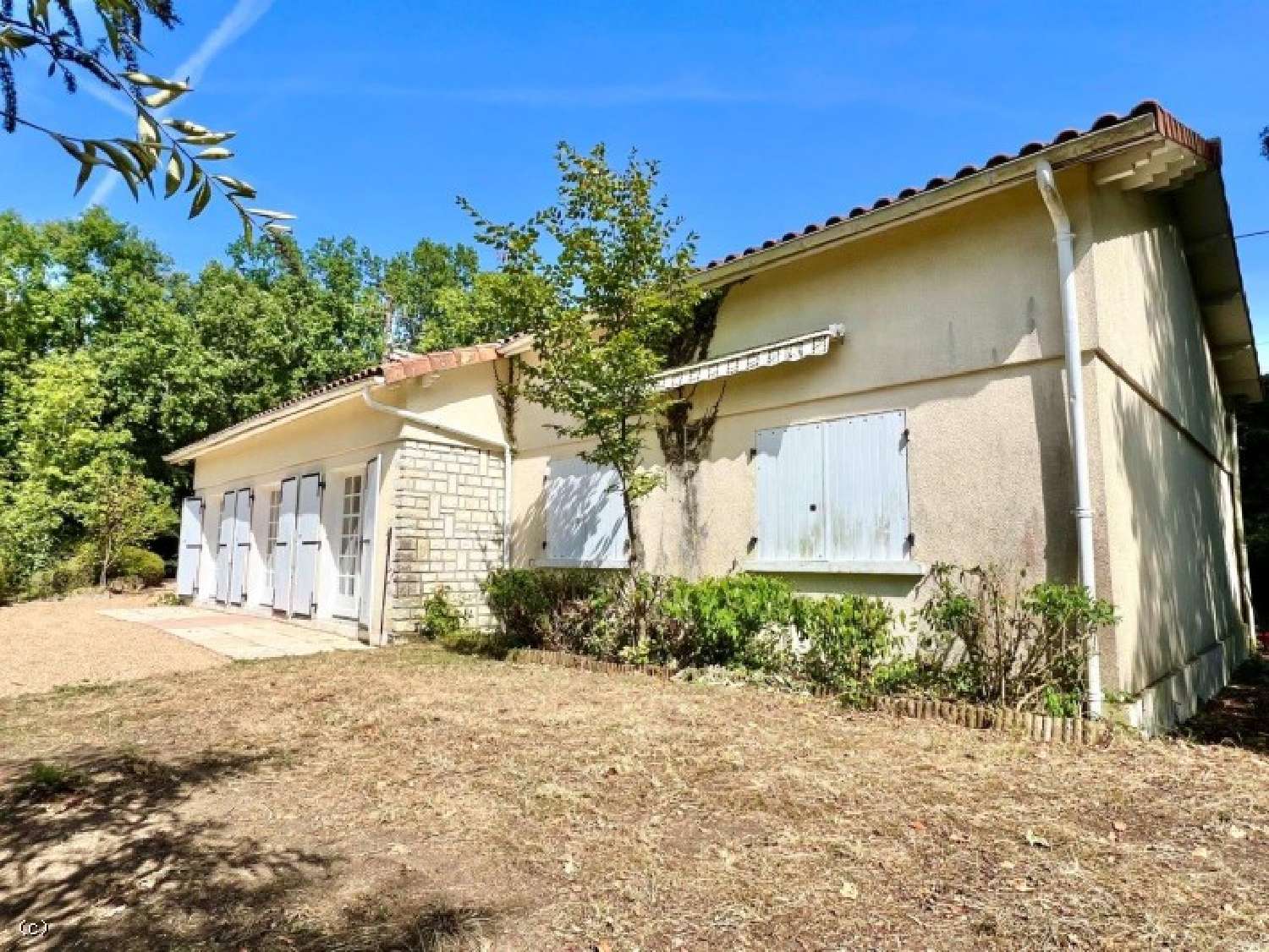  for sale house Ruffec Charente 3