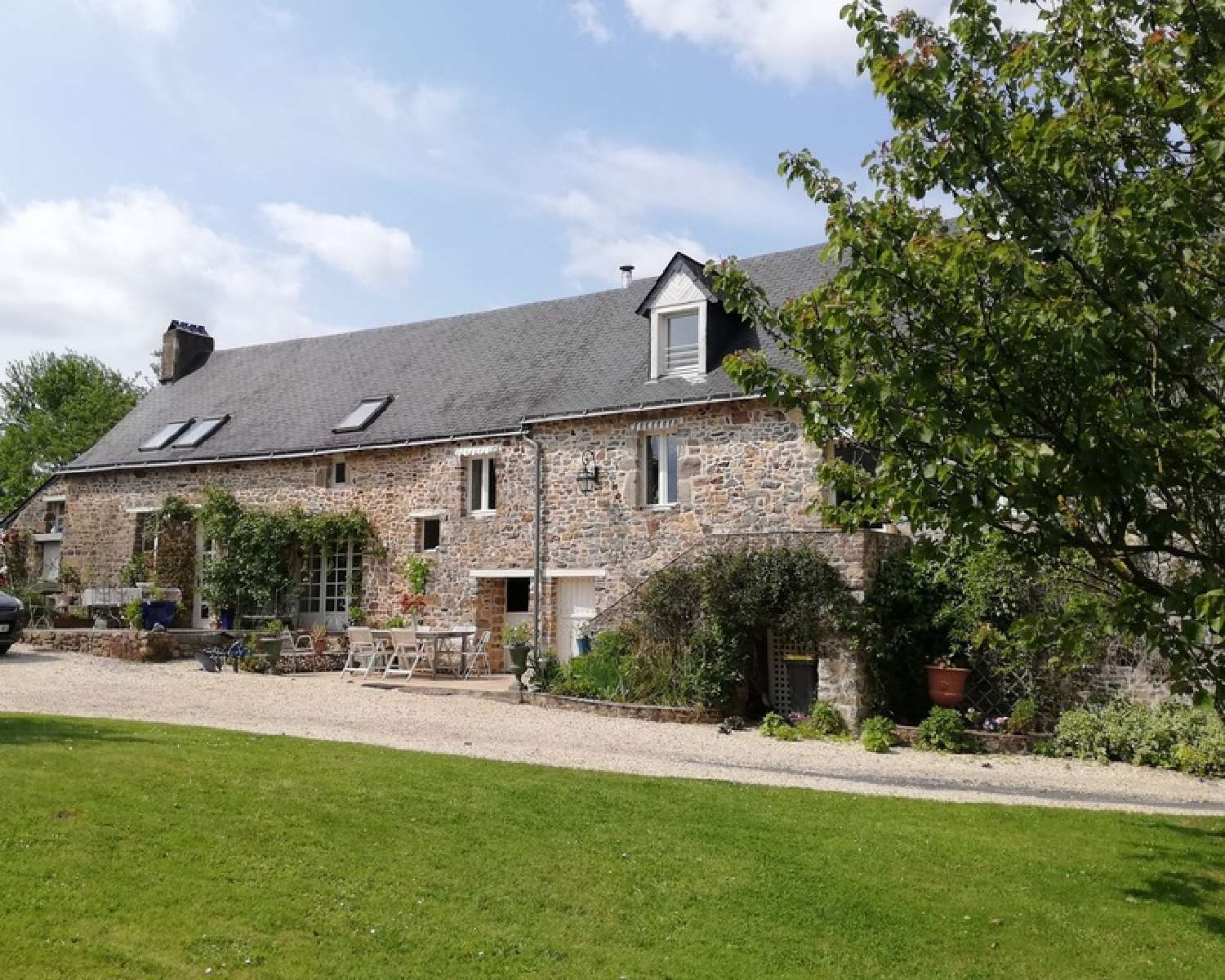  te koop huis Saint-Germain-le-Fouilloux Mayenne 2