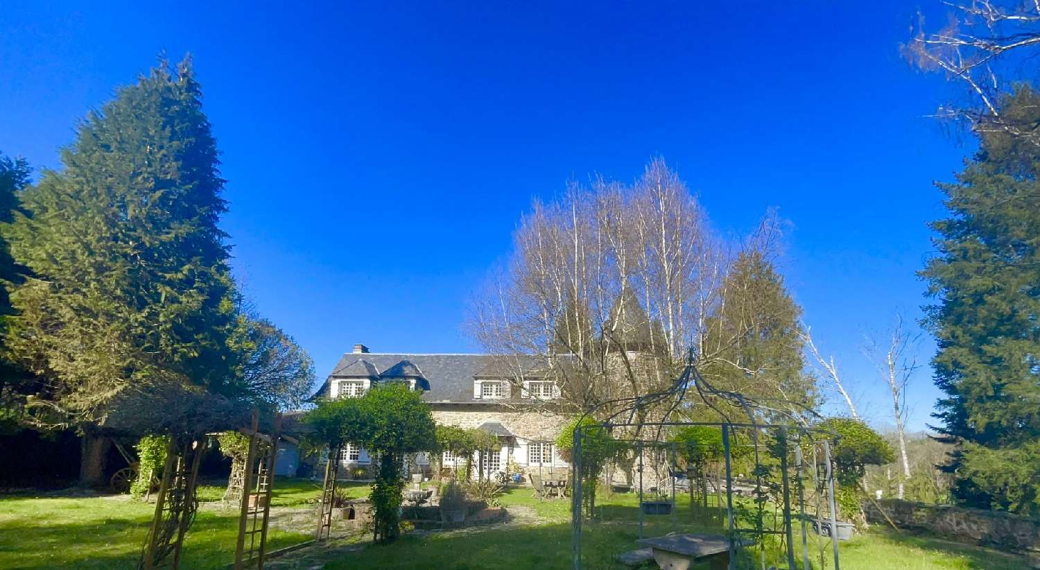  te koop huis Sainte-Fortunade Corrèze 1