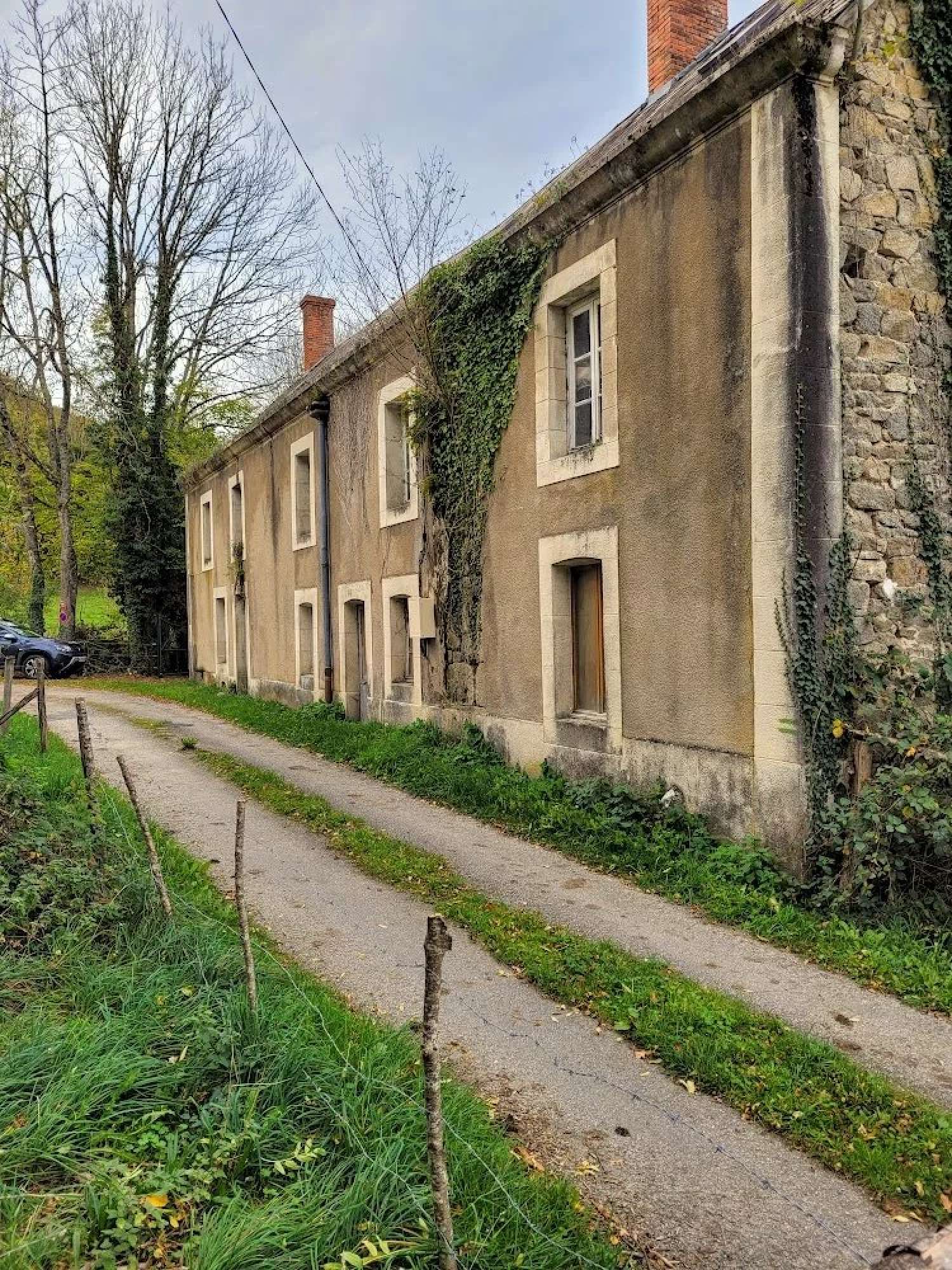 maison à vendre Sermur, Creuse ( Nouvelle-Aquitaine) photo 2